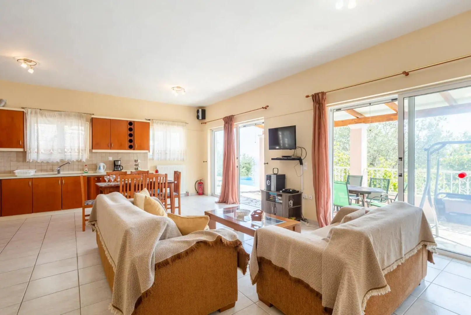 Beach villa Aetos kaminaki Nissaki