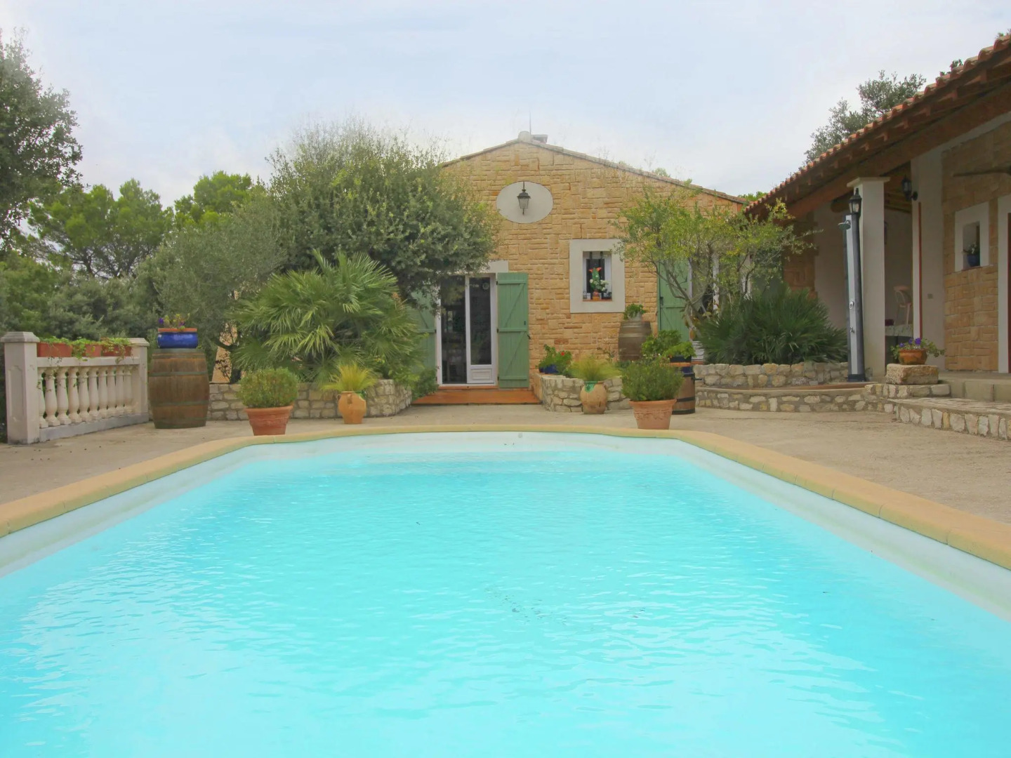 Attractive Holiday Home in Uchaux France With Private Pool