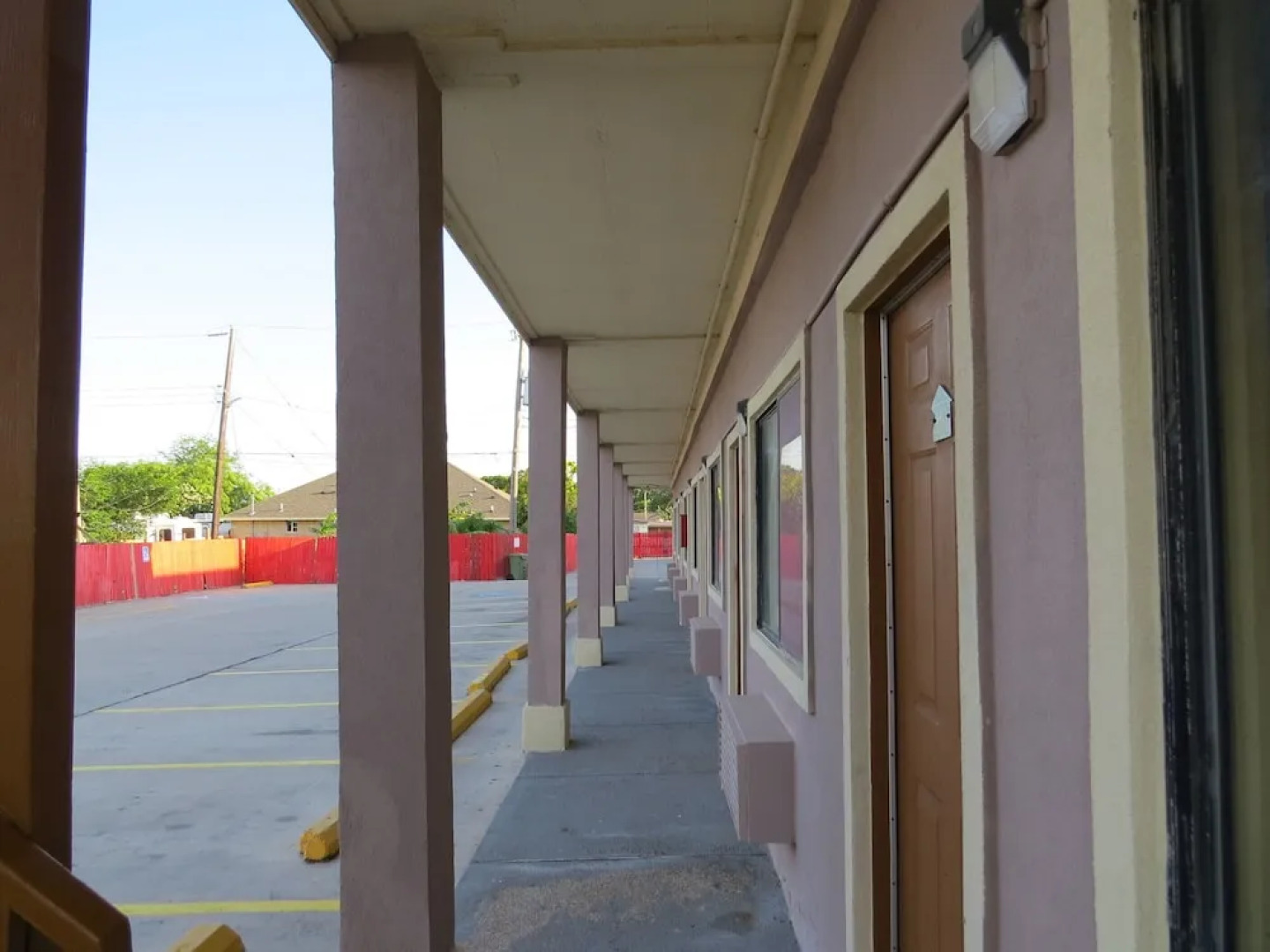 Executive Inn and Suites