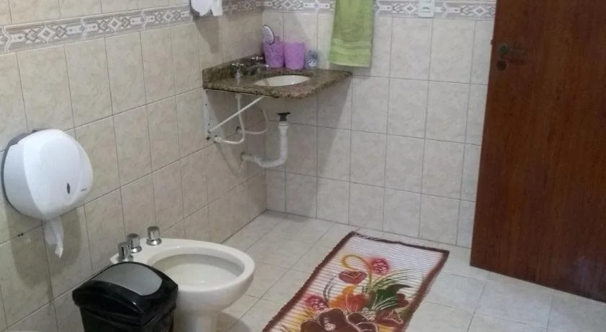 Hostel IN BC