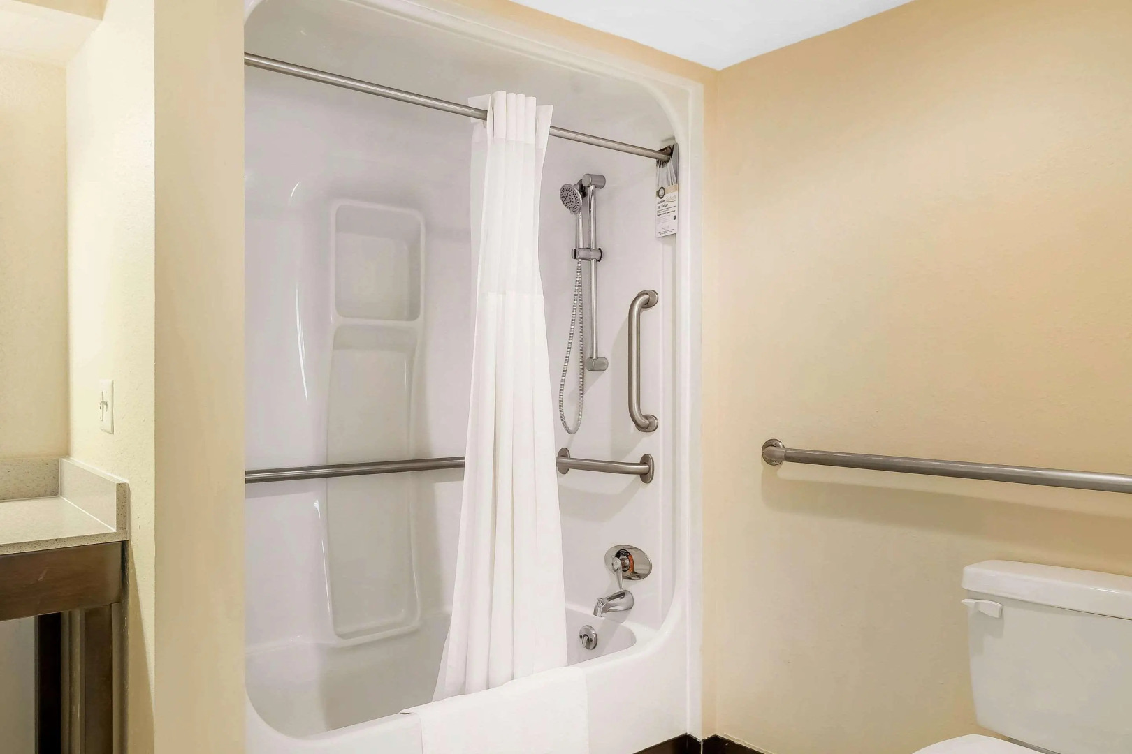 Quality Inn London North