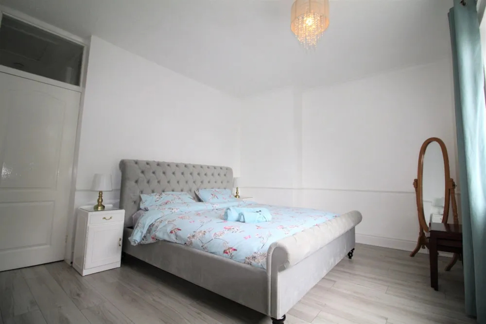 Whitley Bay - Sleeps 6 - Dogs Welcome