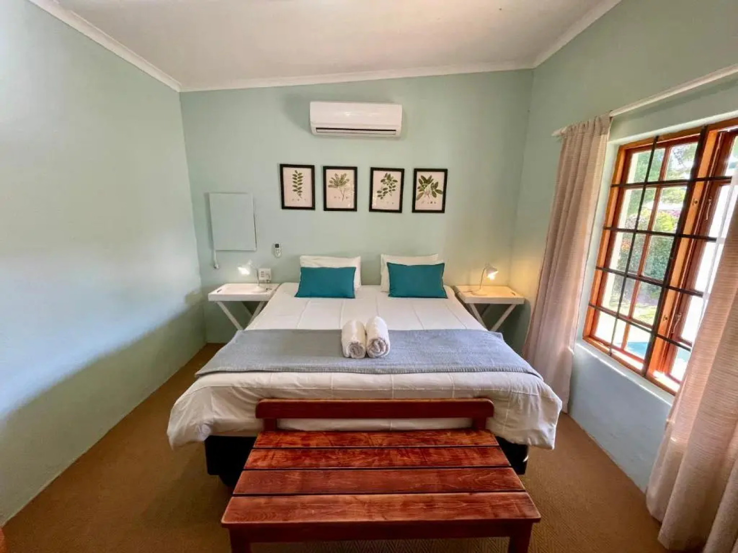 Blue Cow Barn - Boutique Farm