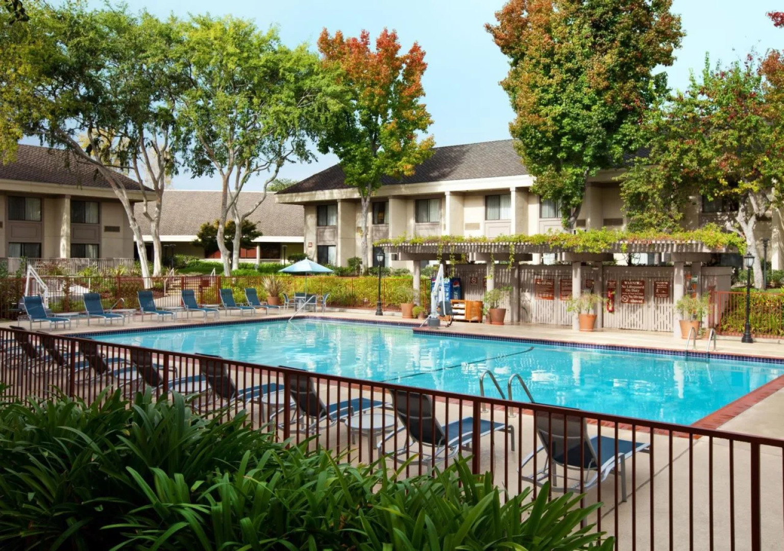 Treehouse Hotel Silicon Valley