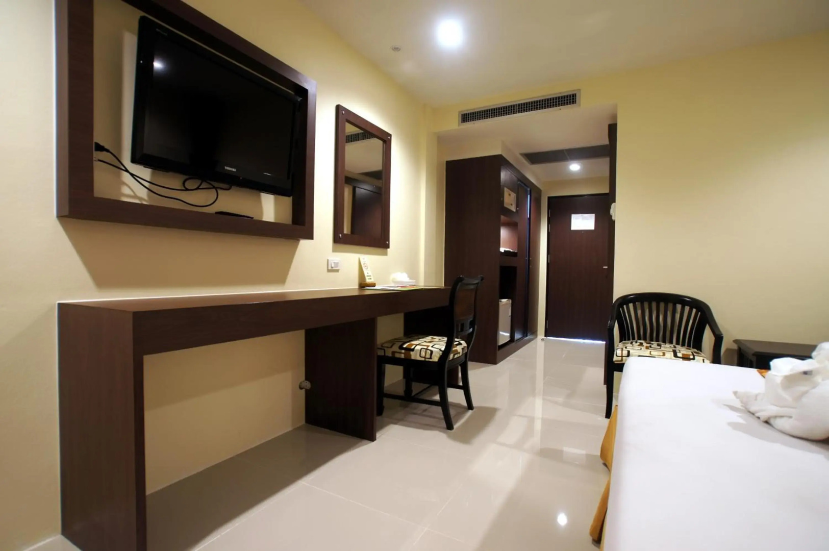 Sunset Khaolak Resort