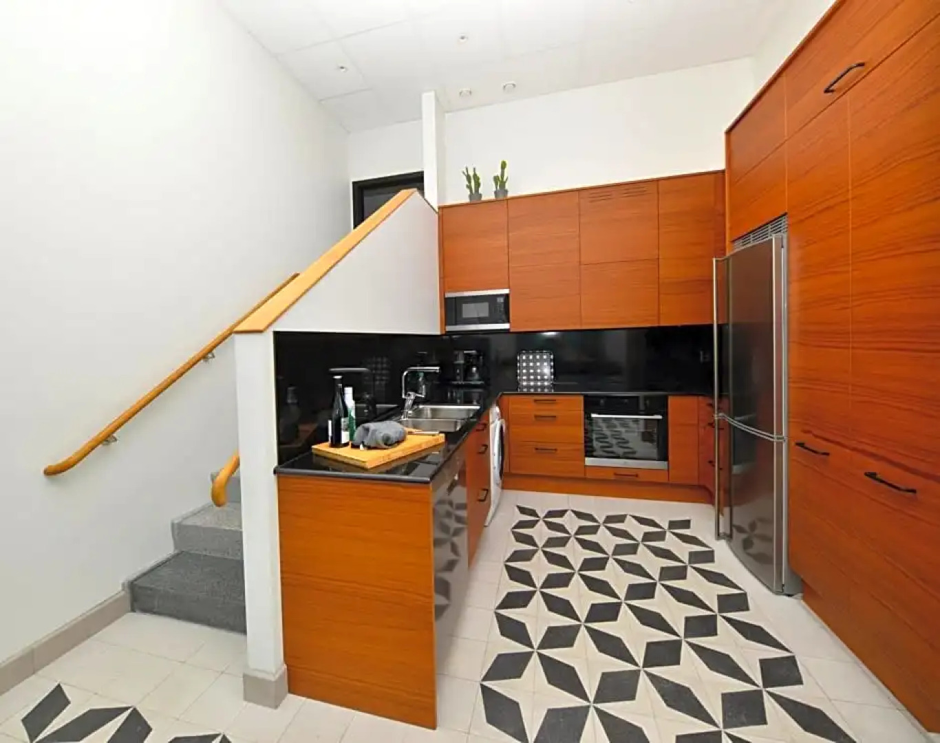 Staykvick Boutique Hostel