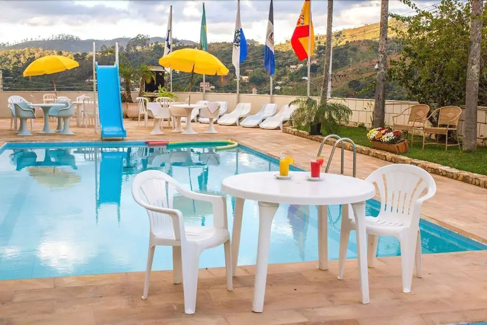Hotel Dominguez Master
