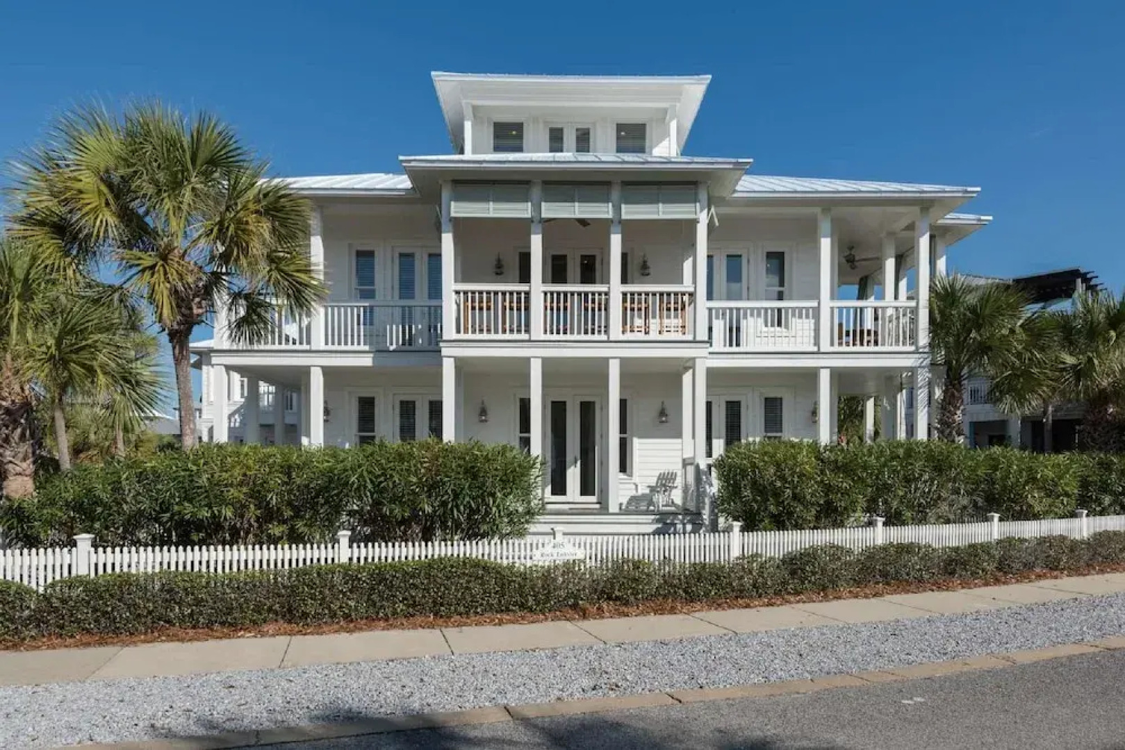 Rock Lobster 4 Bedroom Apartment