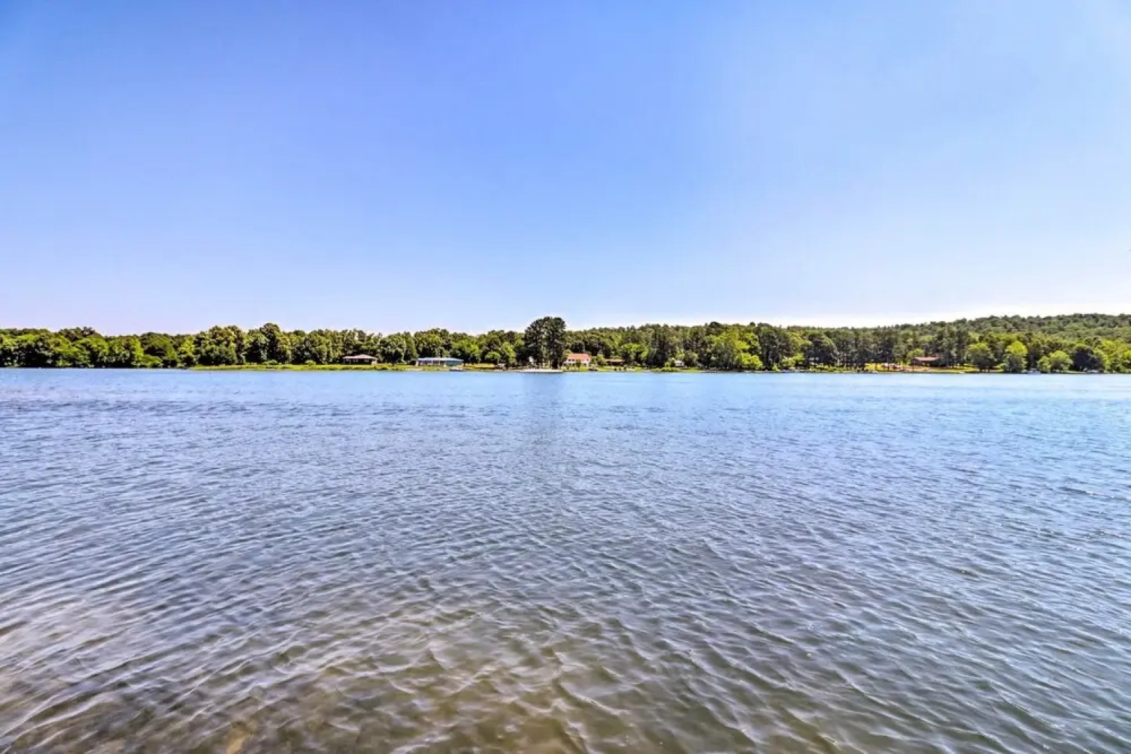Lake House in Horseshoe Bend Near Ozark Forest!