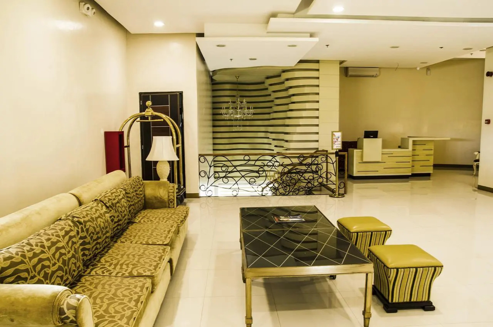 Dreamwave Hotel Lemery