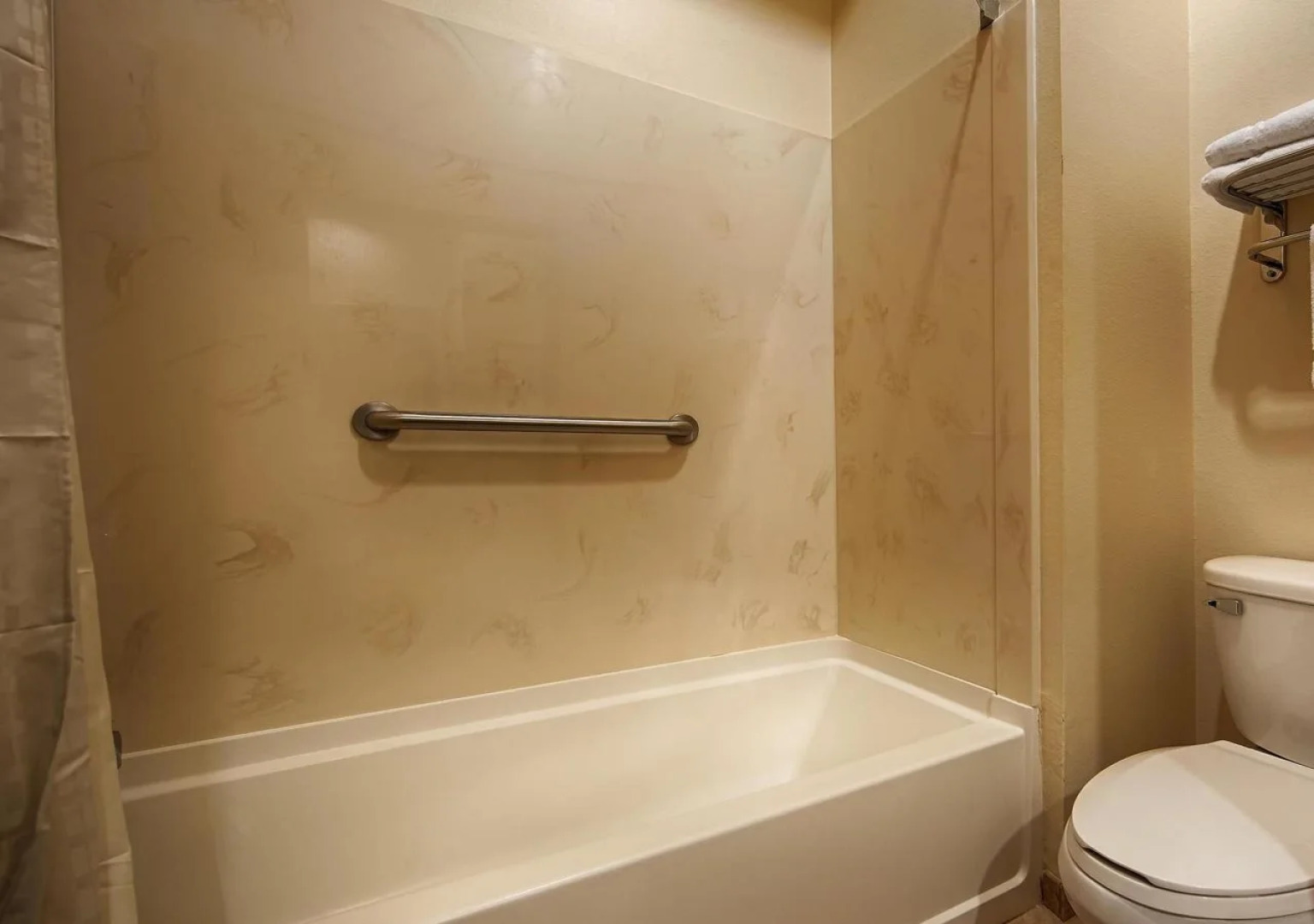 Best Western Lockhart Hotel & Suites