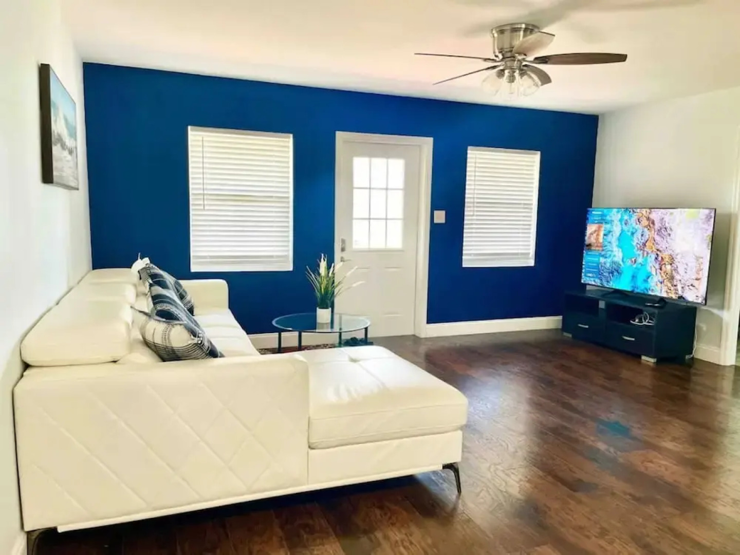 Quiet Spacious Home Close to Clearwater Beaches