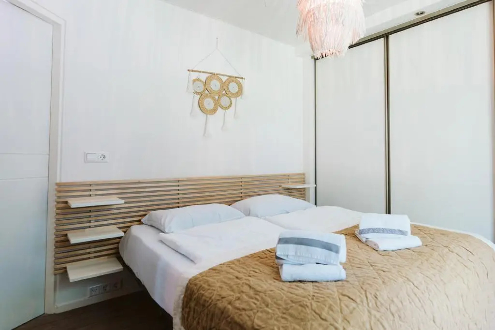 West Nieuwlandseweg 25A - Ouddorp - with Pool - NOT FOR COMPANIES