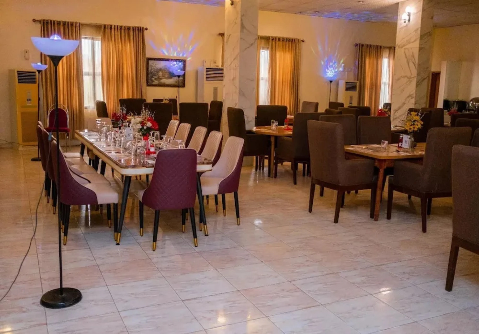 Royal Birds Hotel & Towers