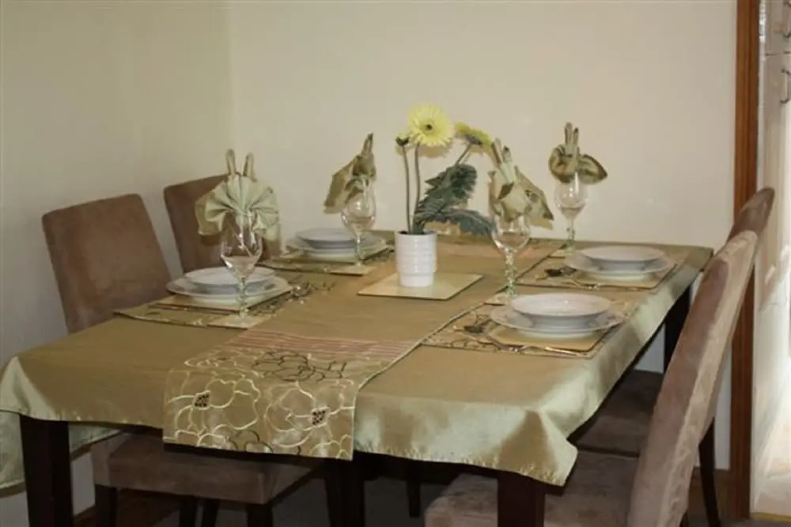 Robertsbridge Retreat Upper Apartment