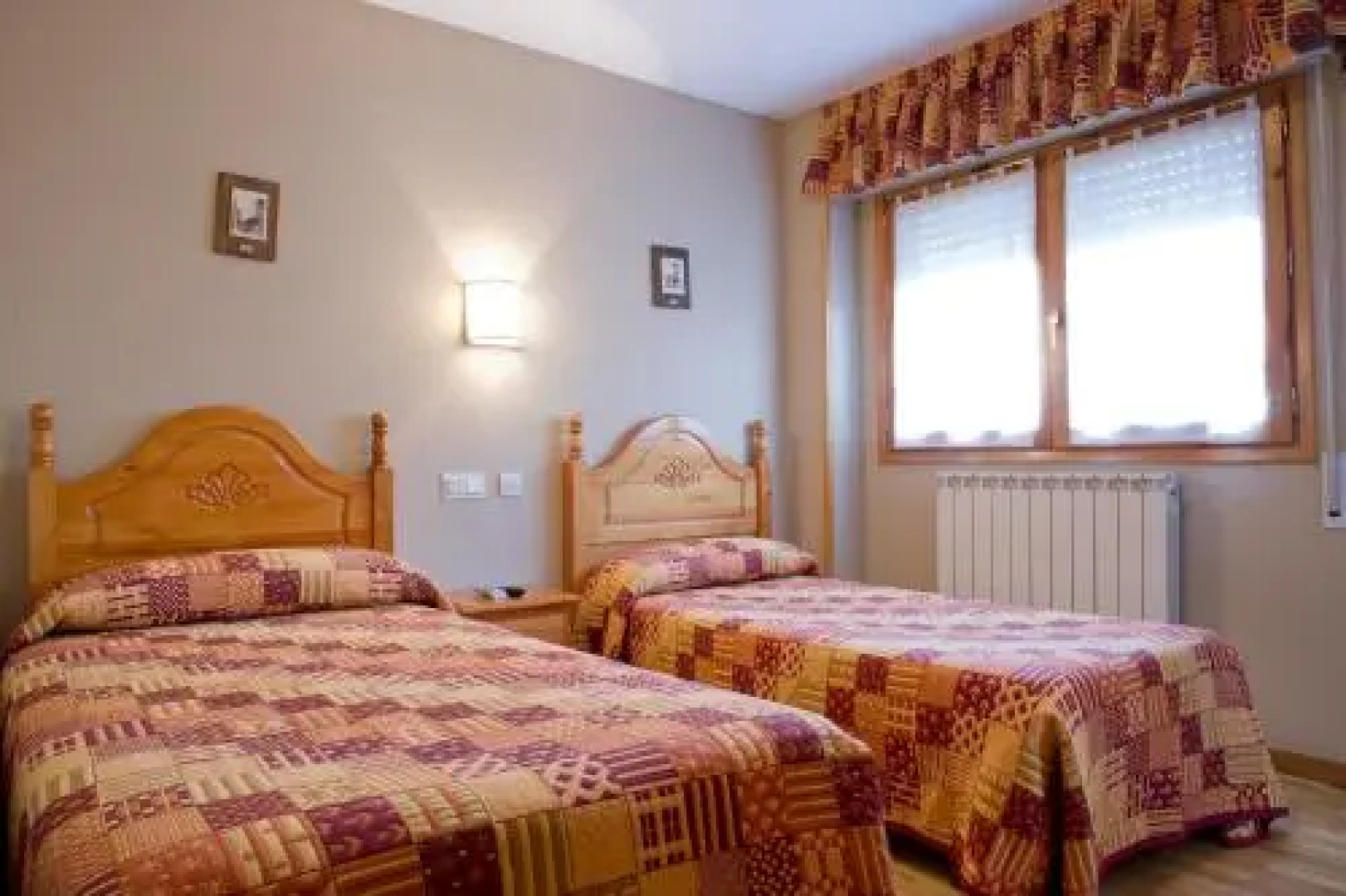 Hostal Valle De Tena