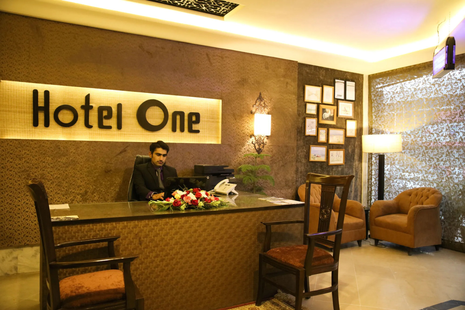 Hotel One Rahim Yar Khan Club Road