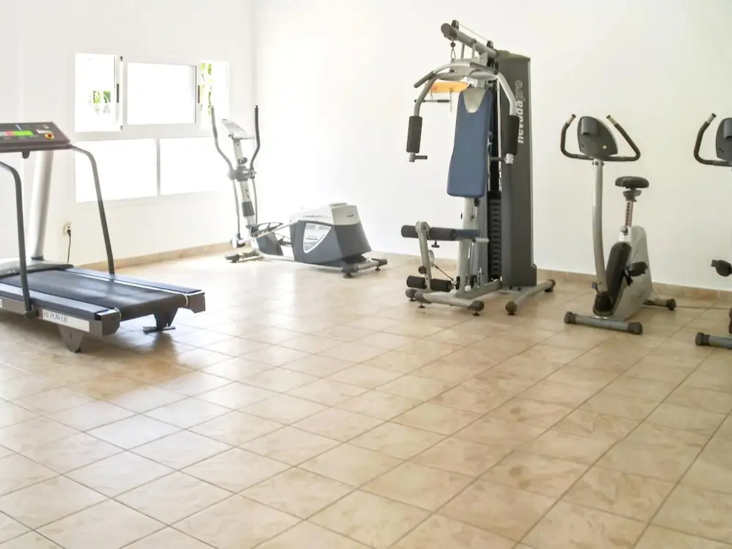 Apartment With 2 Bedrooms in El Campello, With Wonderful Mountain View