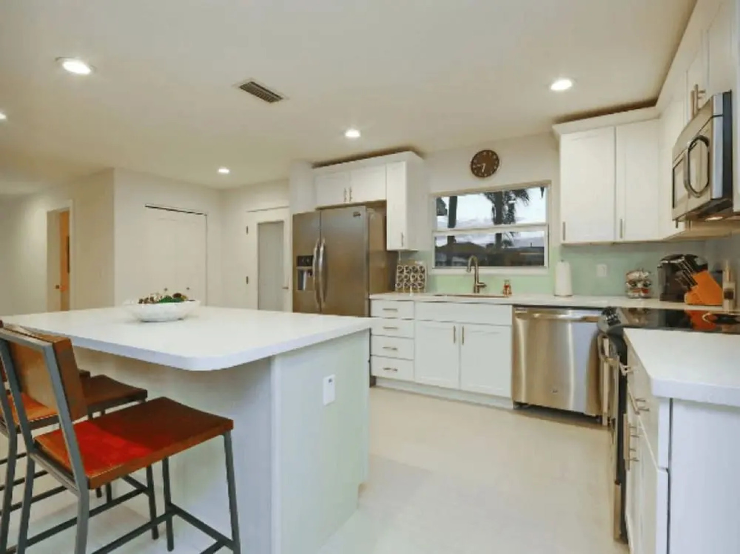 Longboat Key Coastal Contemporary