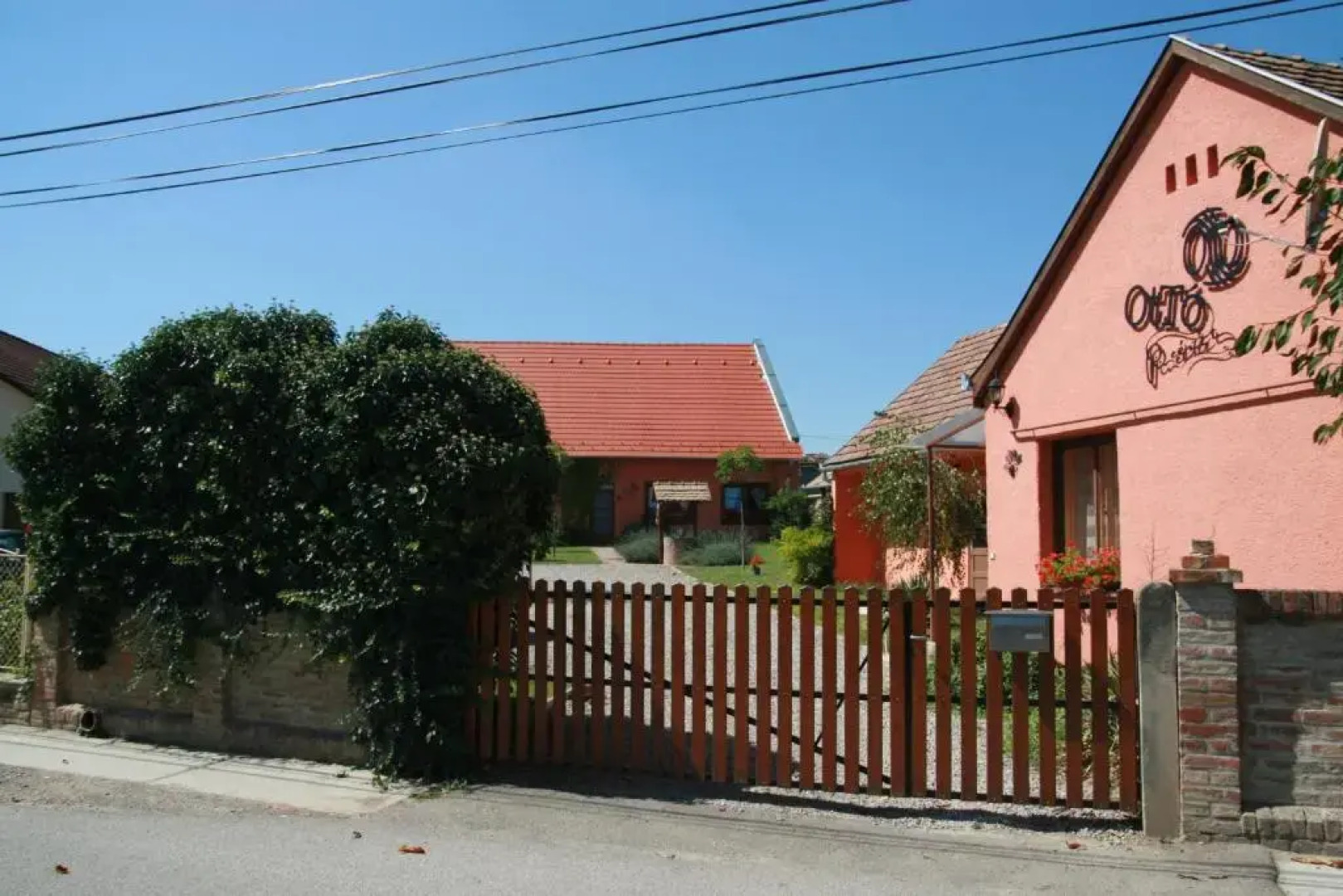 Ottó Panzió Villány