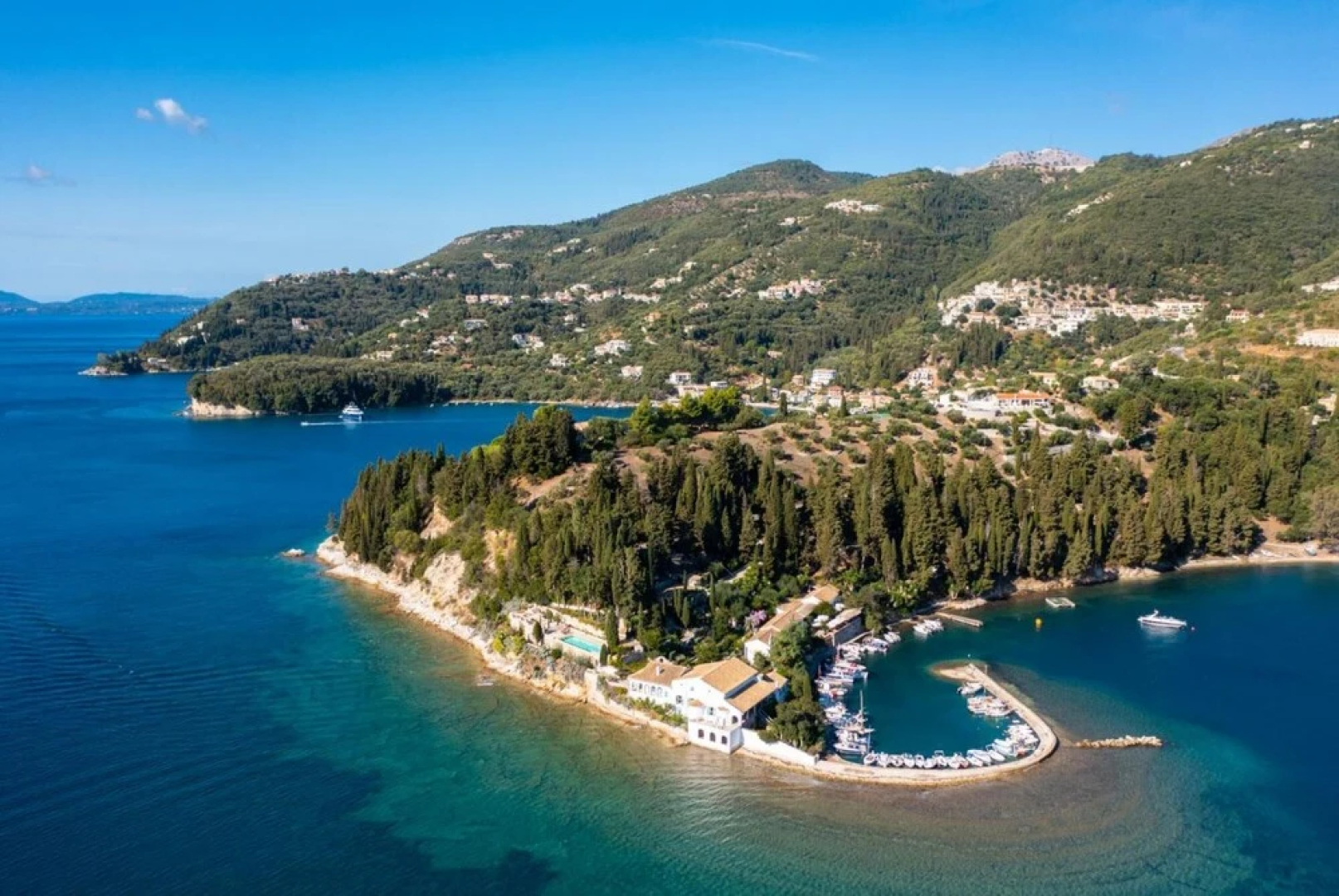 Villa Eleni Agios Stephanos Large Private Pool Walk to Beach Sea Views A C Wifi Eco-friendly - 1462