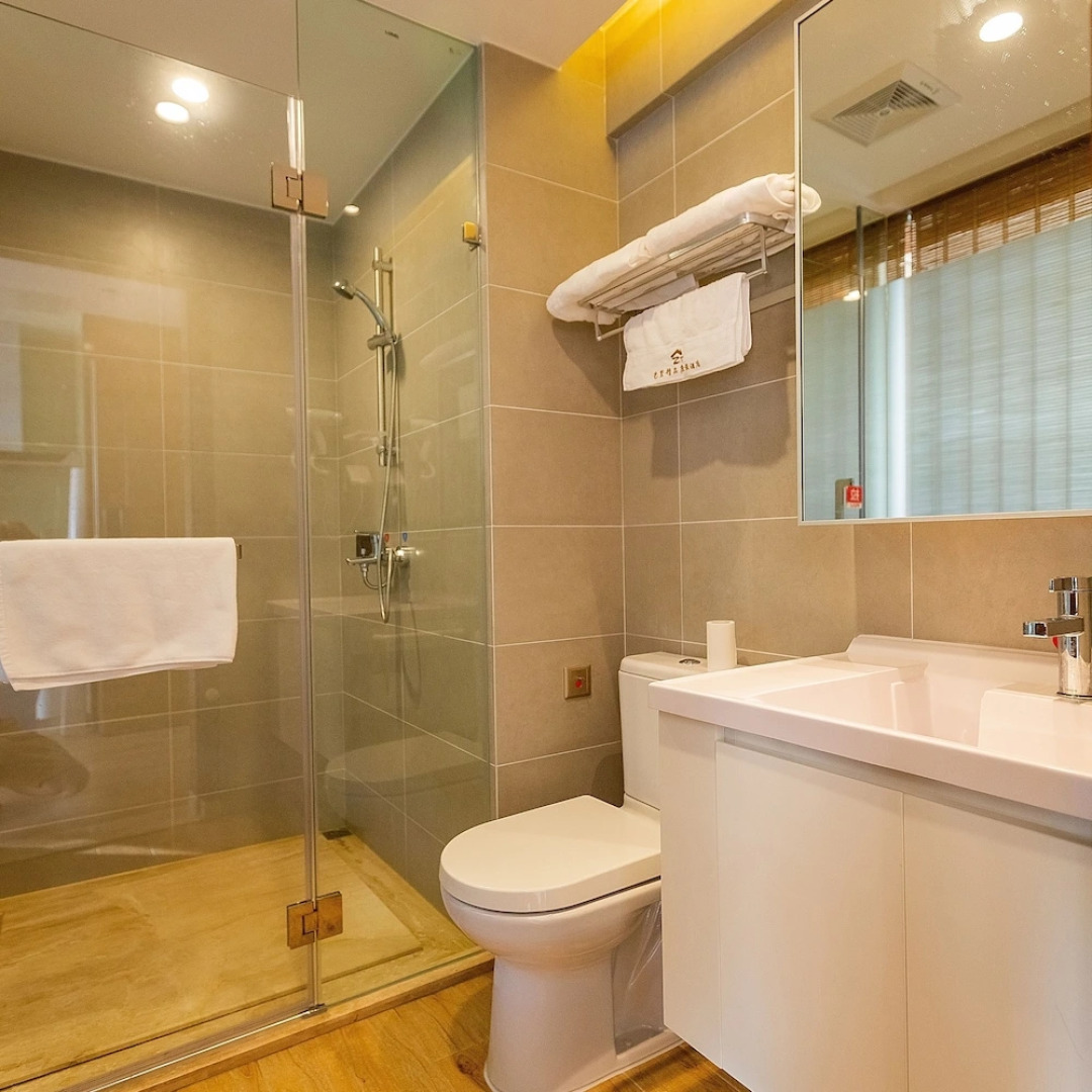 Yi Shu Jing Pin Holiday Hotel