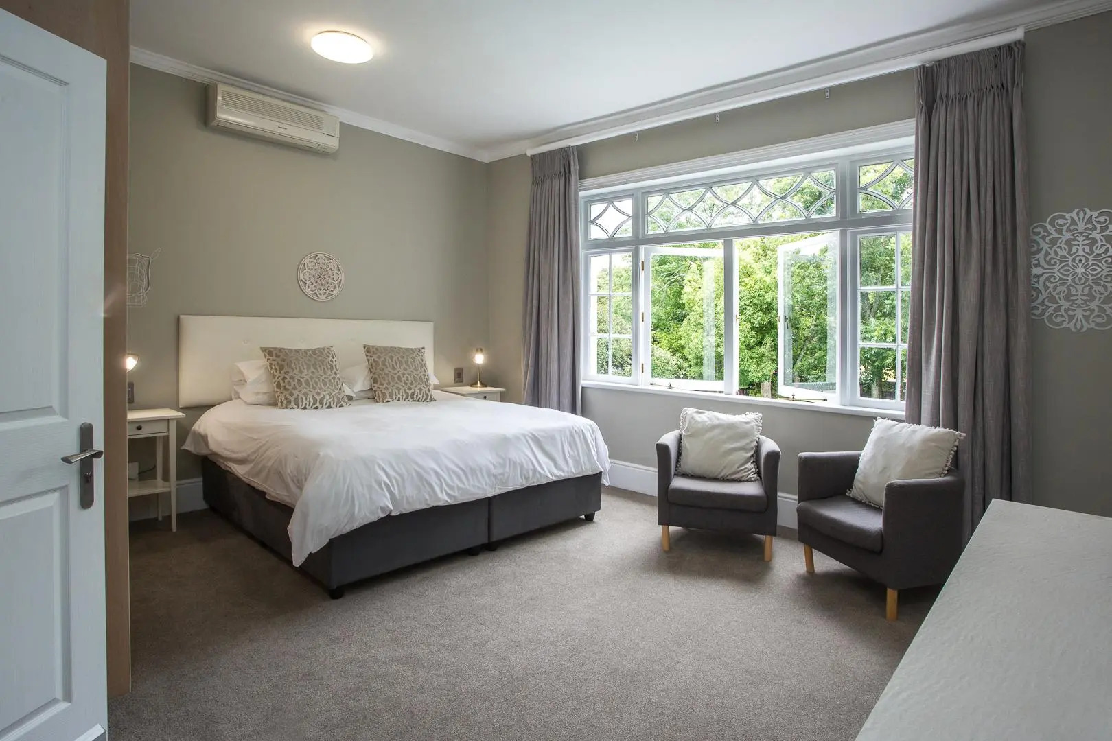 Summerwood Guest House