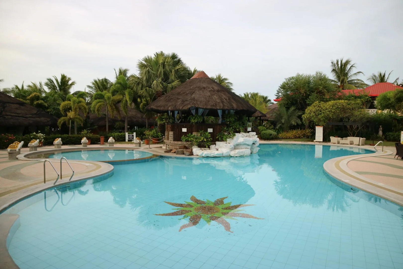 Puerto Del Sol Beach Resort