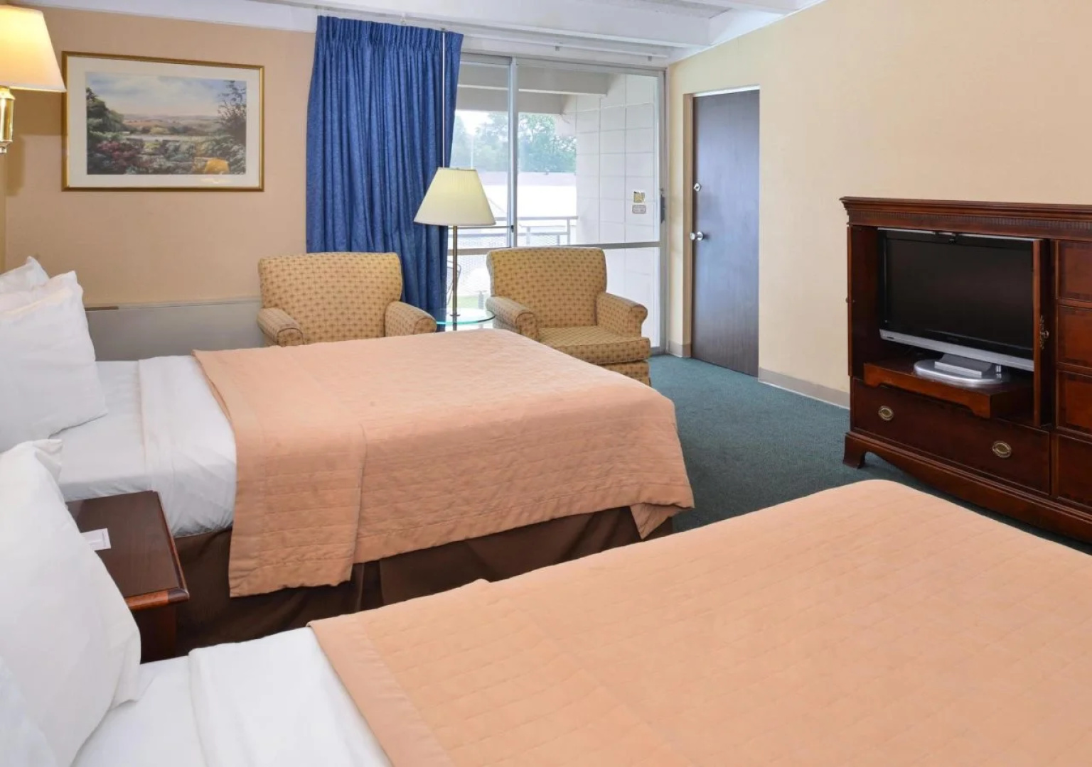 Americas Best Value Inn - Campus View