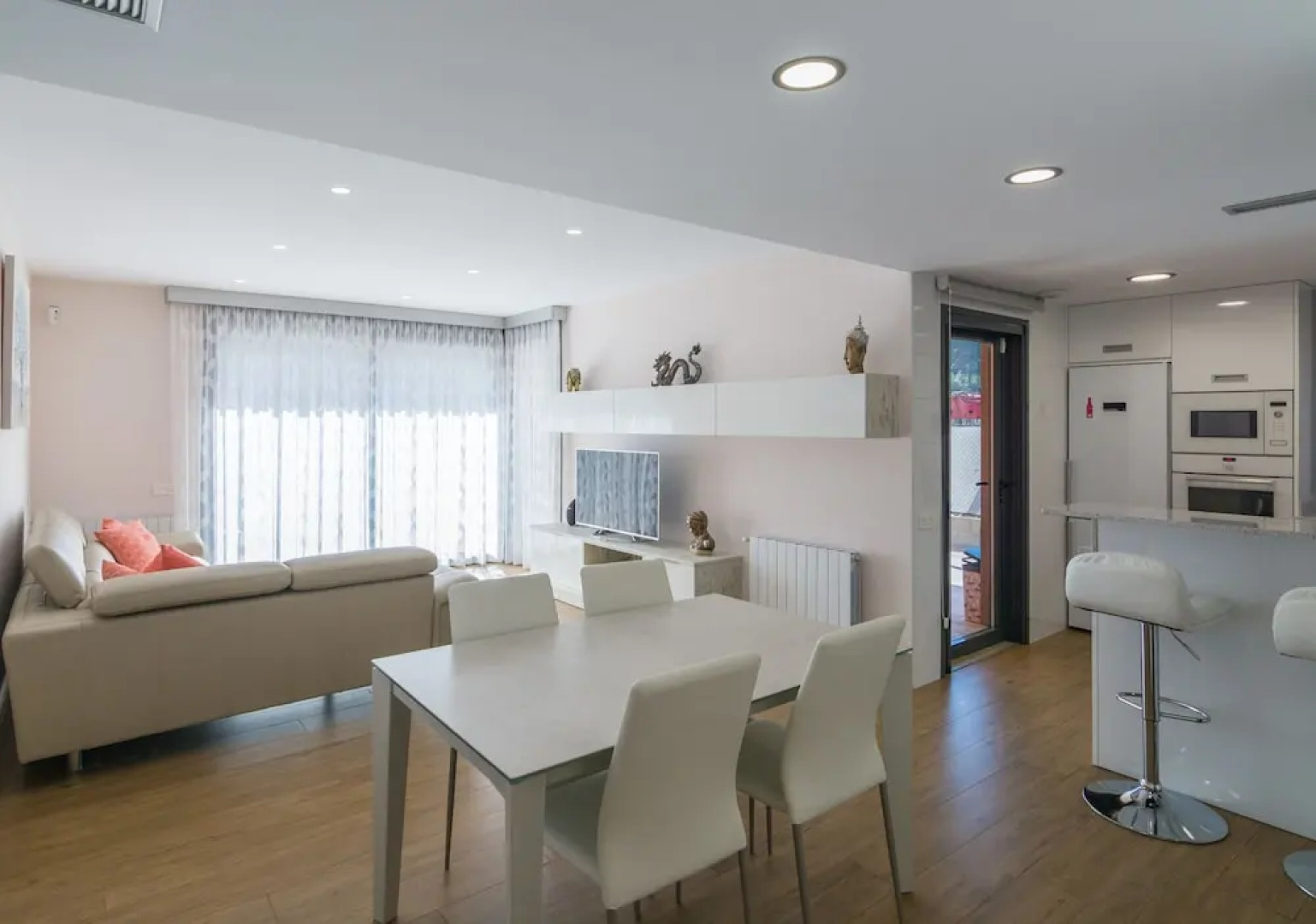 HomeHolidaysRentals Diamond