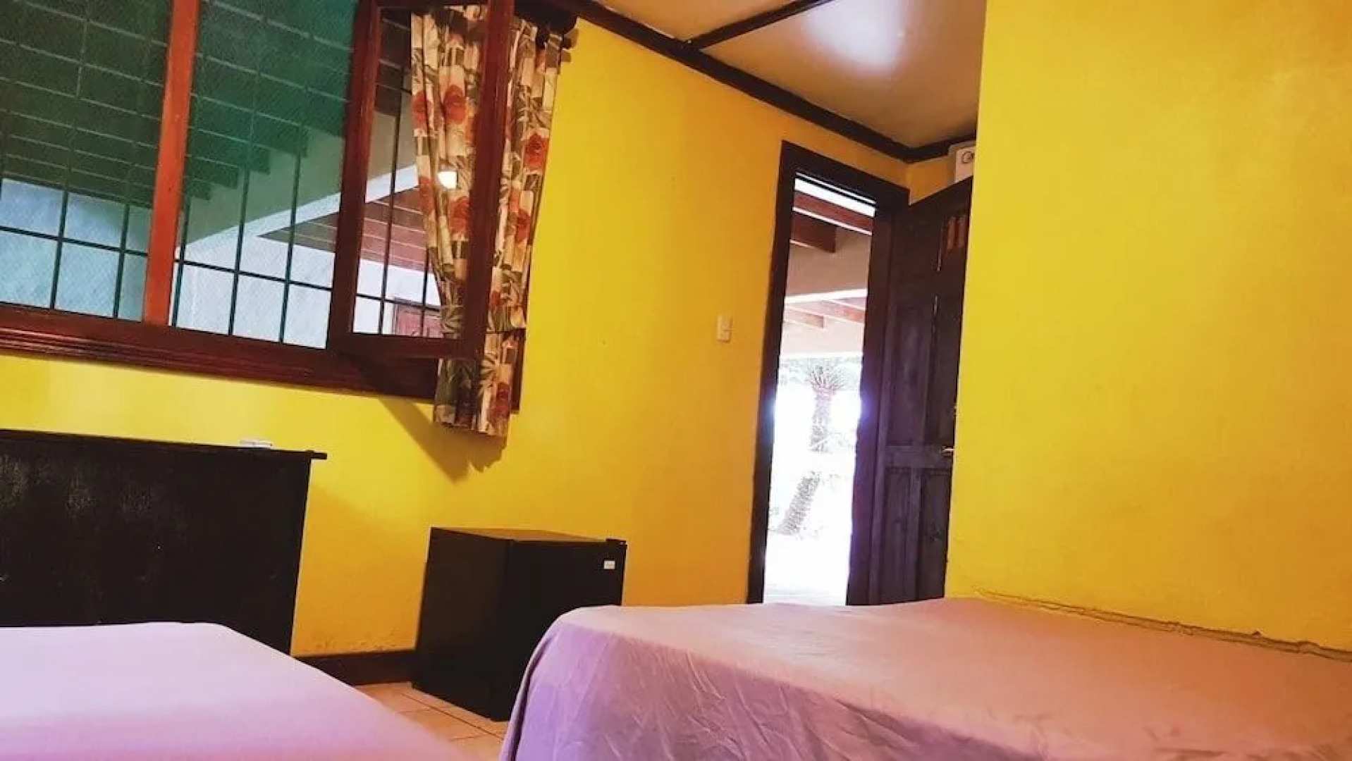 MI Casa Hostel & Hotel El Tesoro