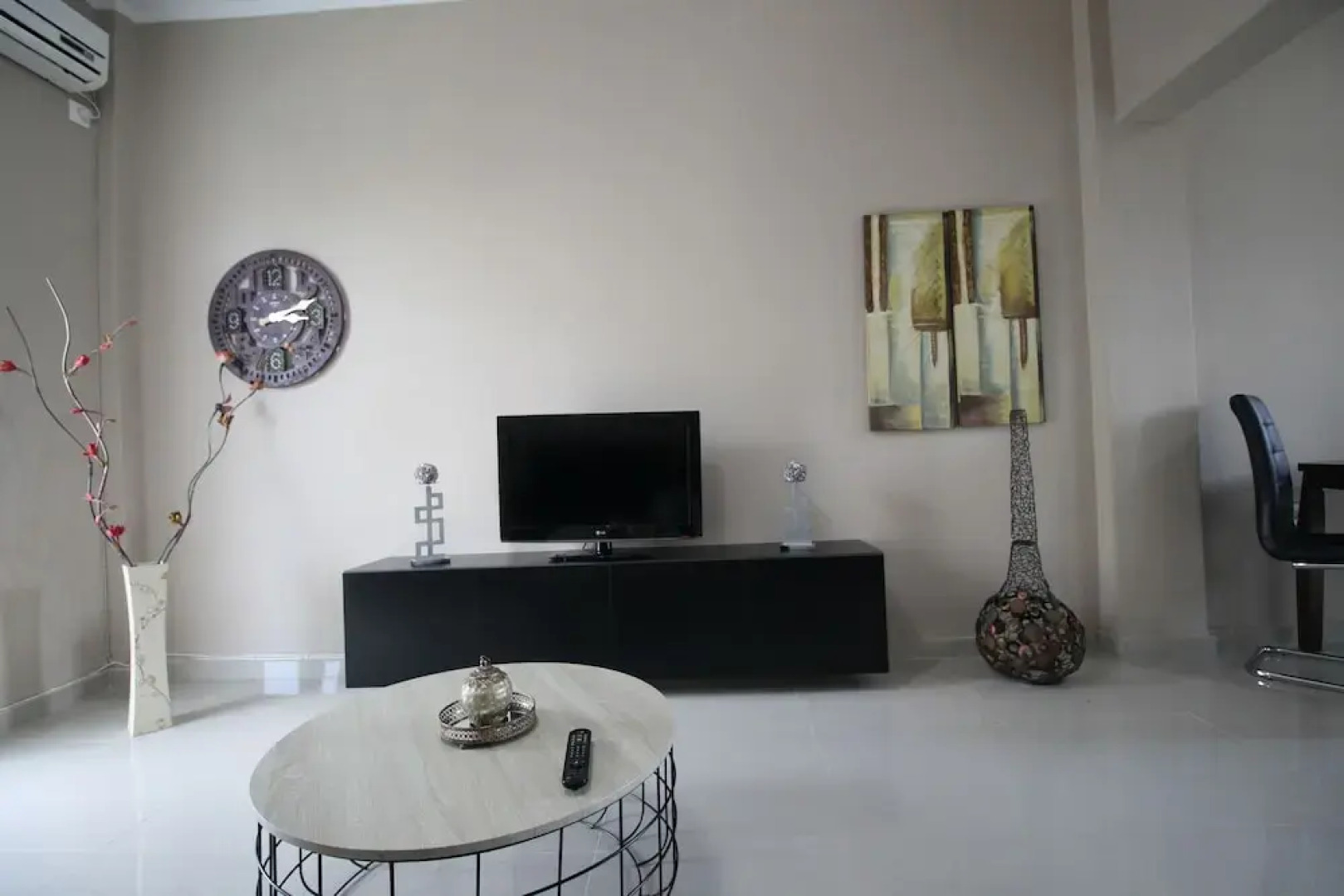 Christa's Home near ATH Airport