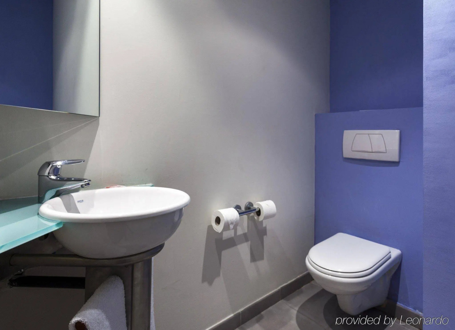 Hotel ILUNION Valencia 4