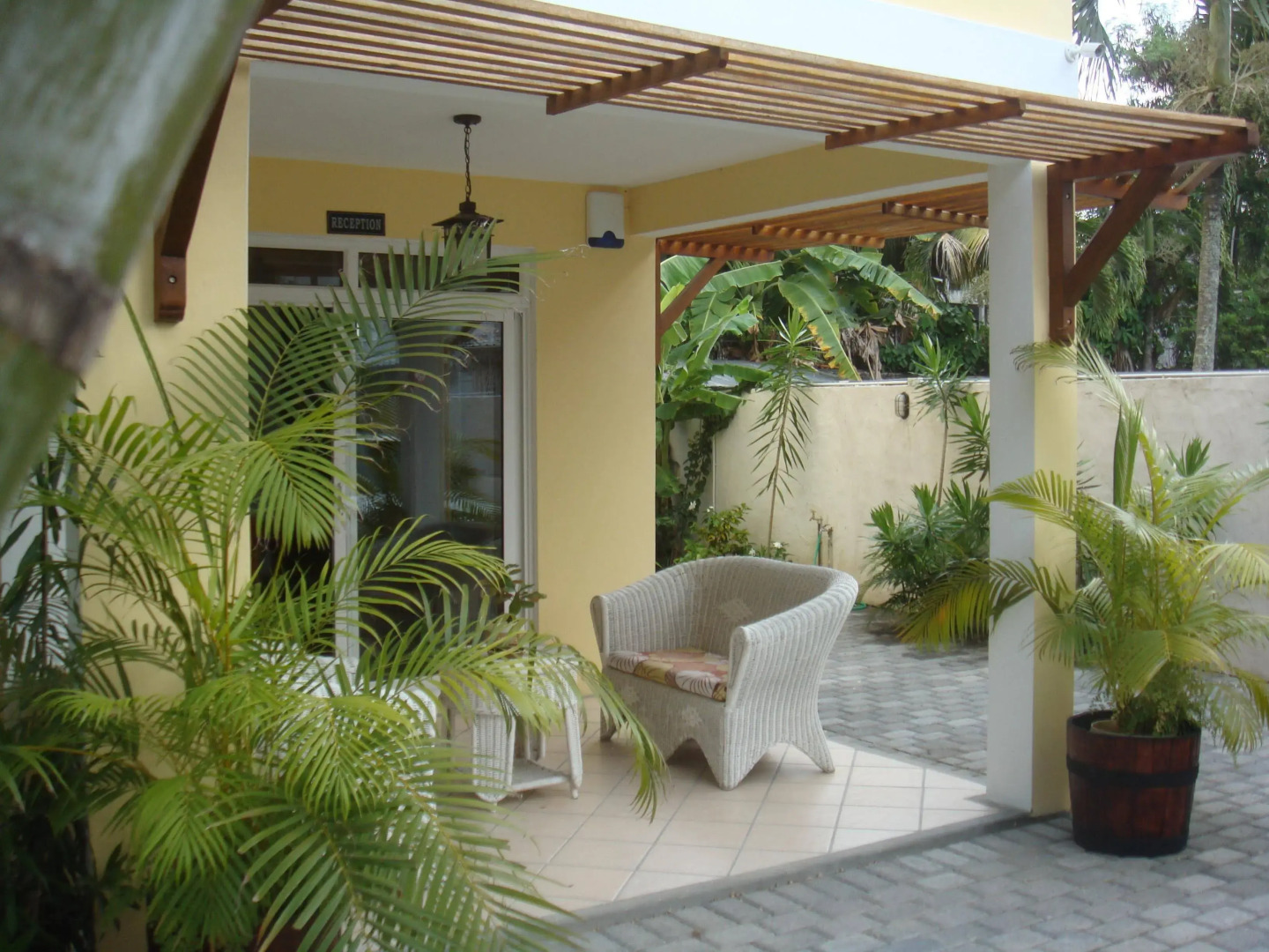 La Perla Holiday Apartments