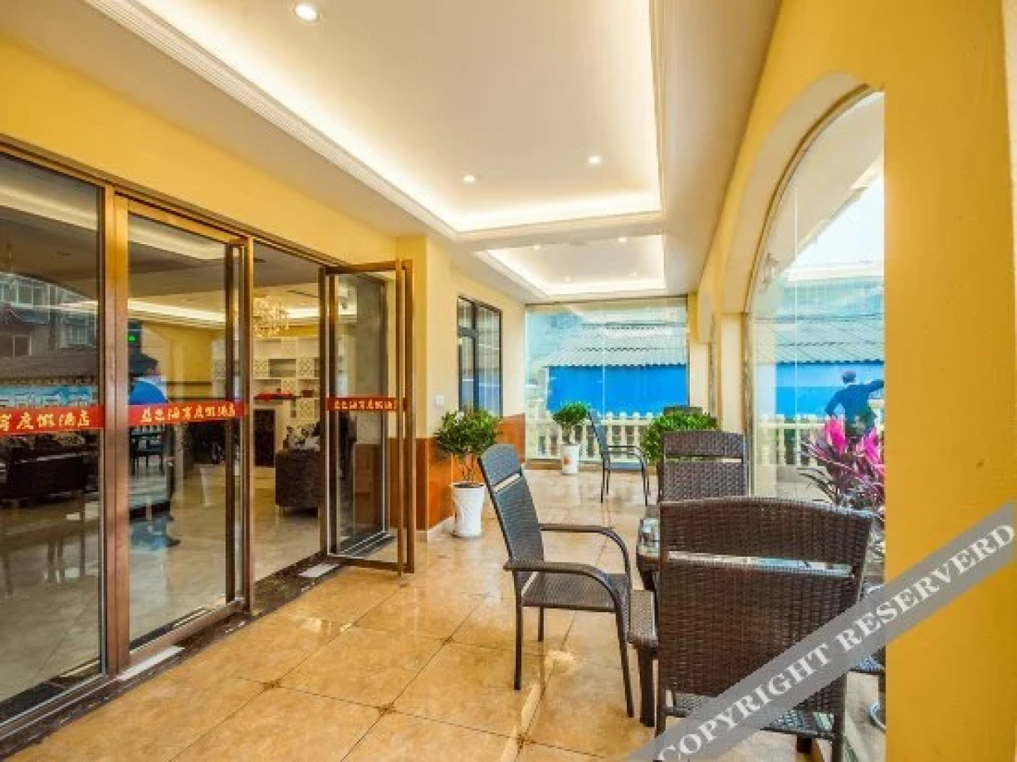 Qianwei Blue Coast Holiday Hotel