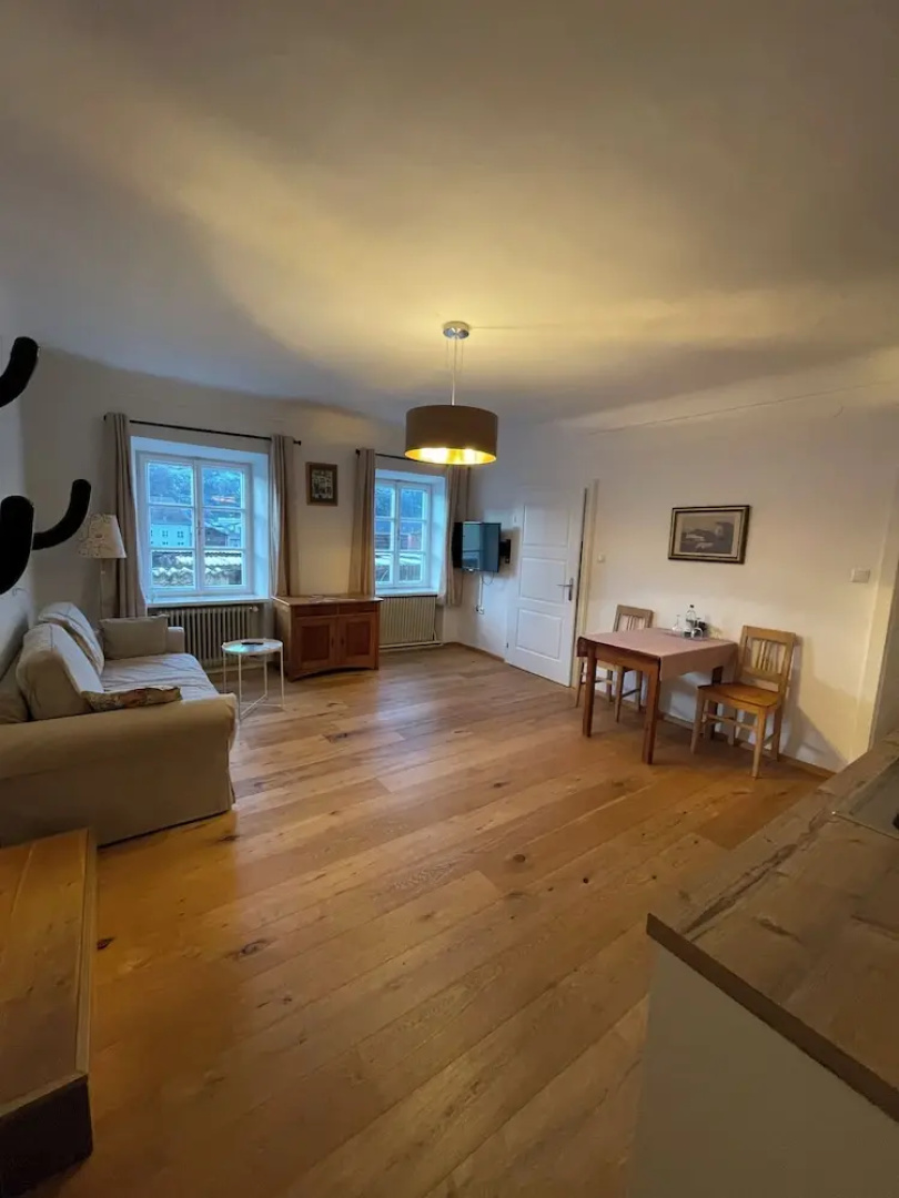 Gästehaus Burgblick im Weinhaus Pachler