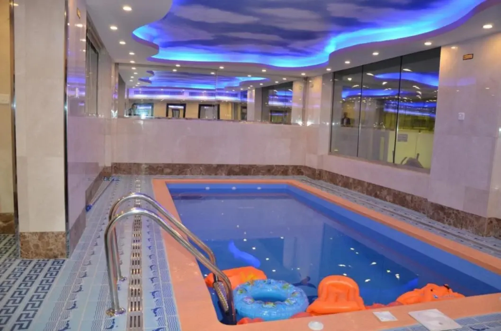Golden Armada Hotel