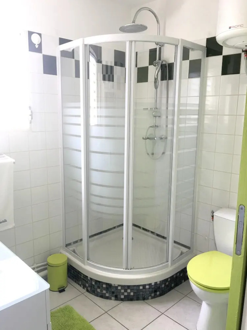 Apartment With one Bedroom in Le Gosier, With Enclosed Garden and Wifi