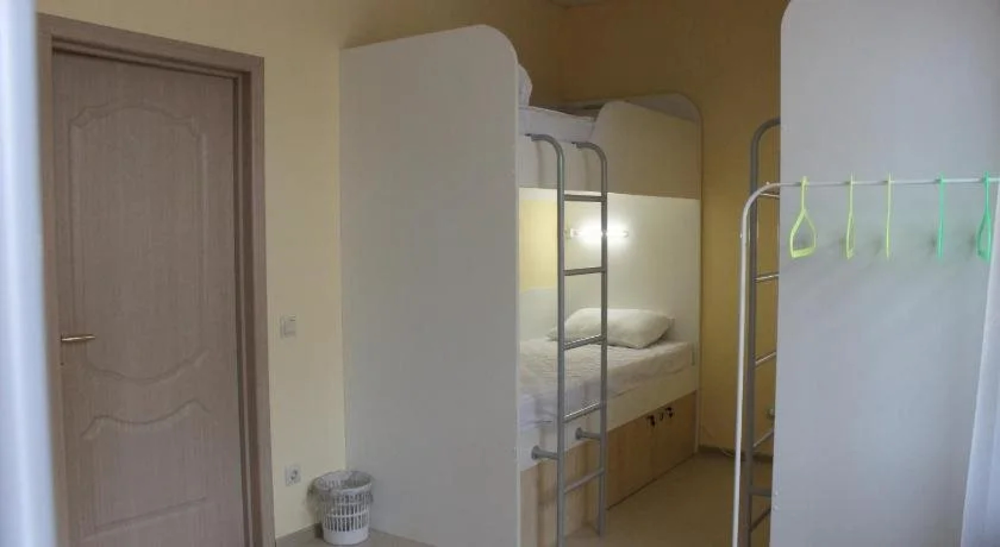 Berry-Hostel