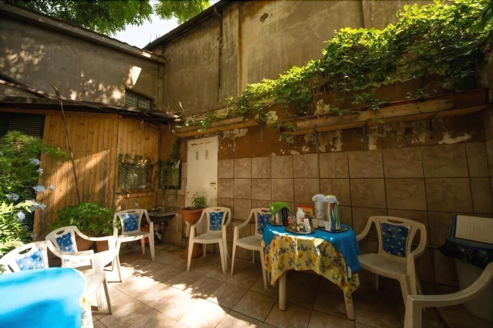 Sunshine Hostel