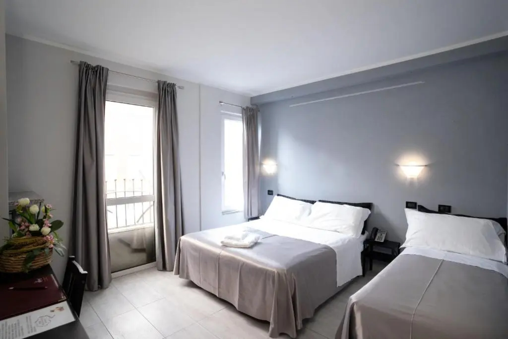 J Hotel