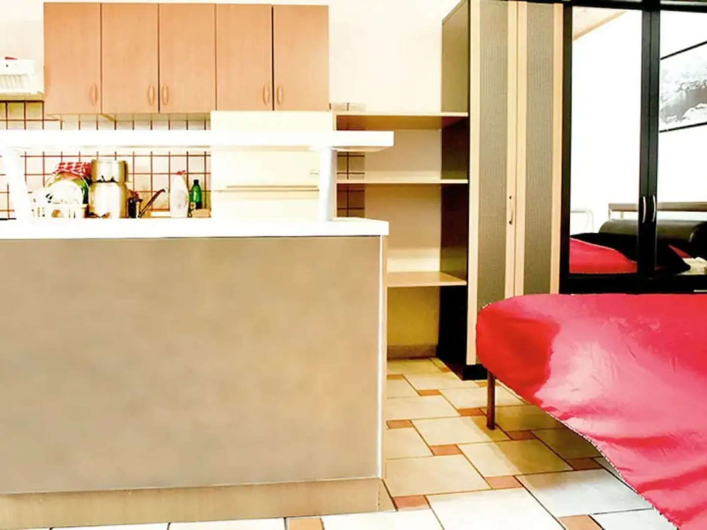 Tranquil Holiday Home in Metajna With Balcony