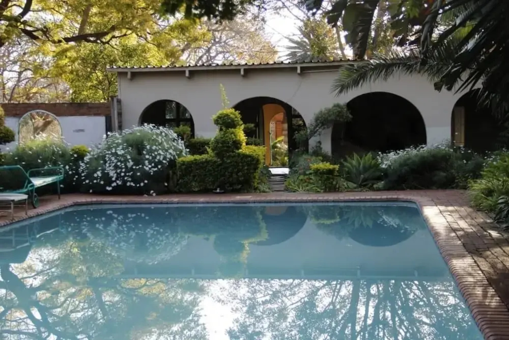 Breeze Guest House