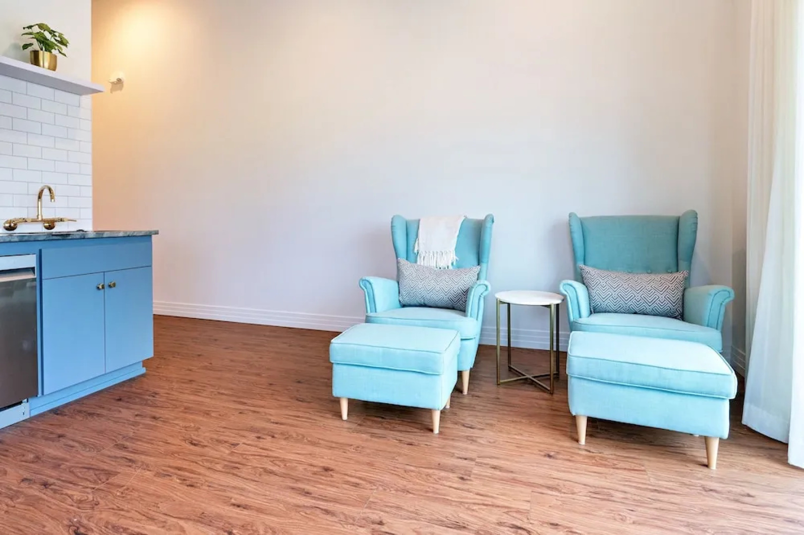 Rhapsody in View Boutique Hotel