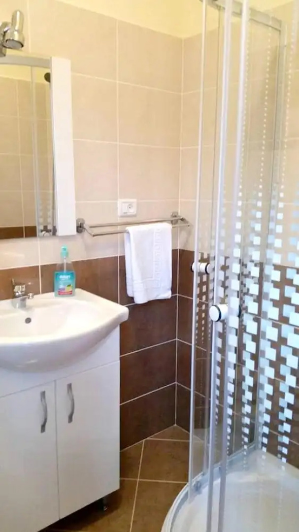 House With 3 Bedrooms in Scele, With Furnished Terrace and Wifi