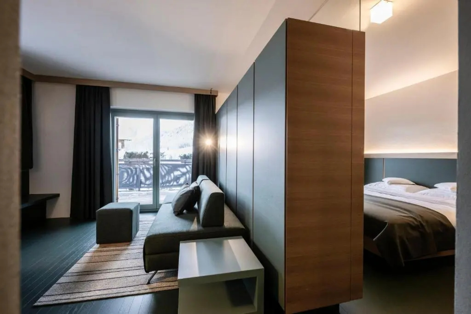 Paramount Alma Suites