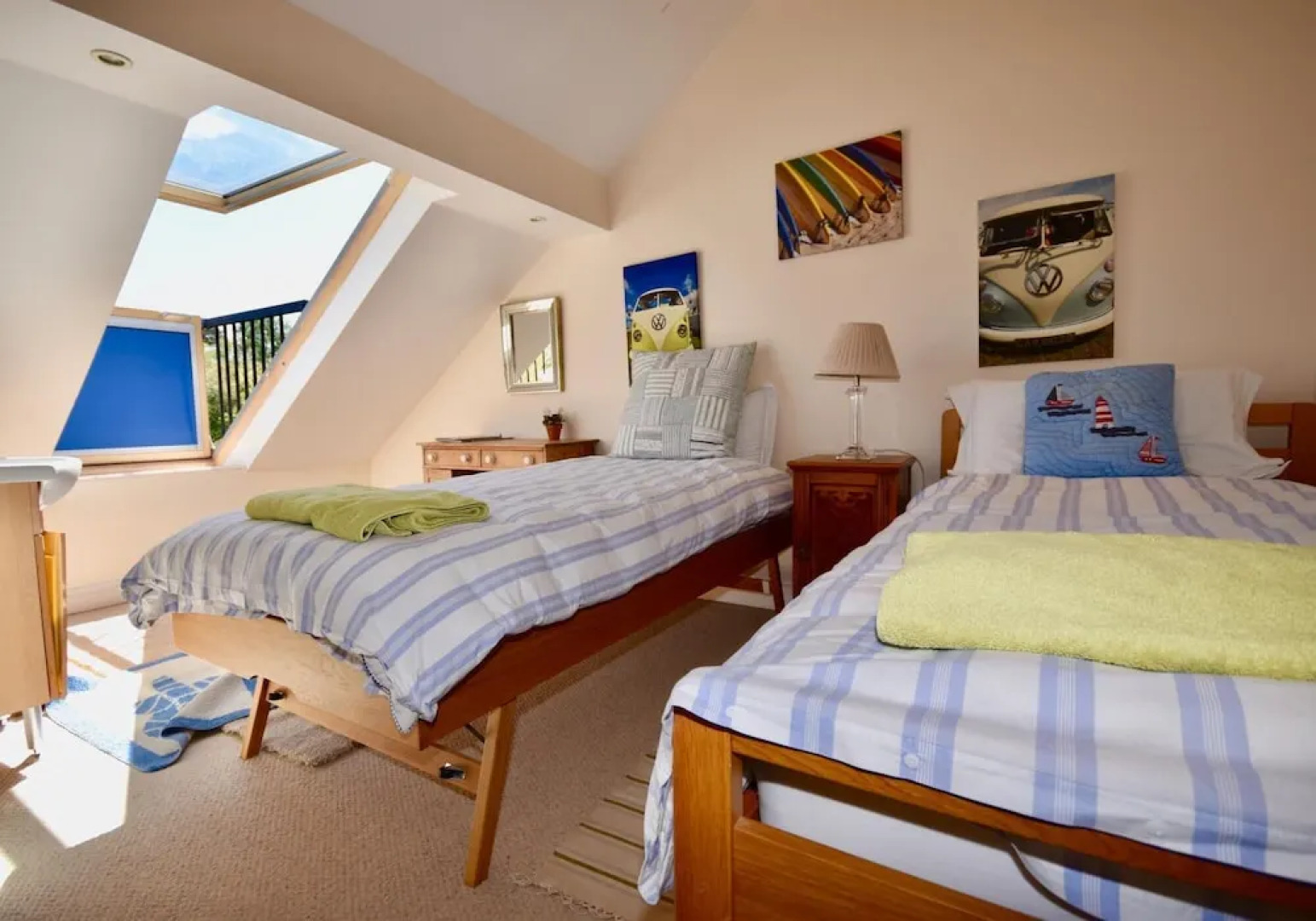 Solent Landing Bembridge Beachside Holiday Home (for 6 people)