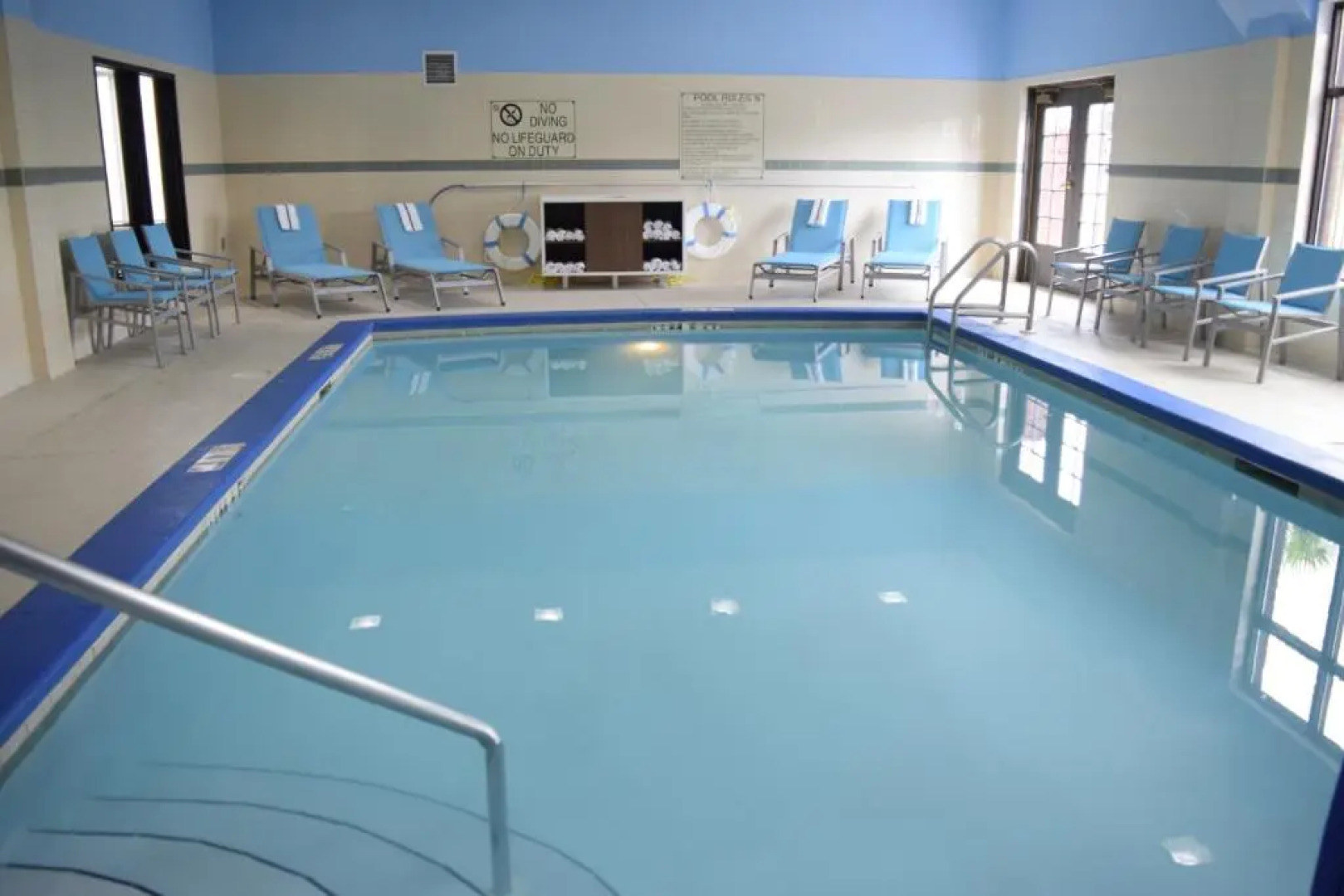 Holiday Inn Express Hotel & Suites West I 10 by IHG