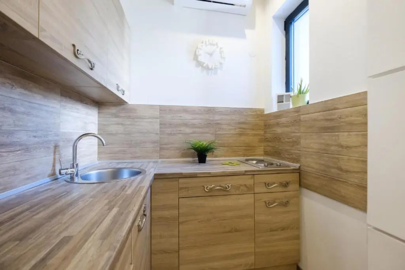 Central Business Apartments Exclusive