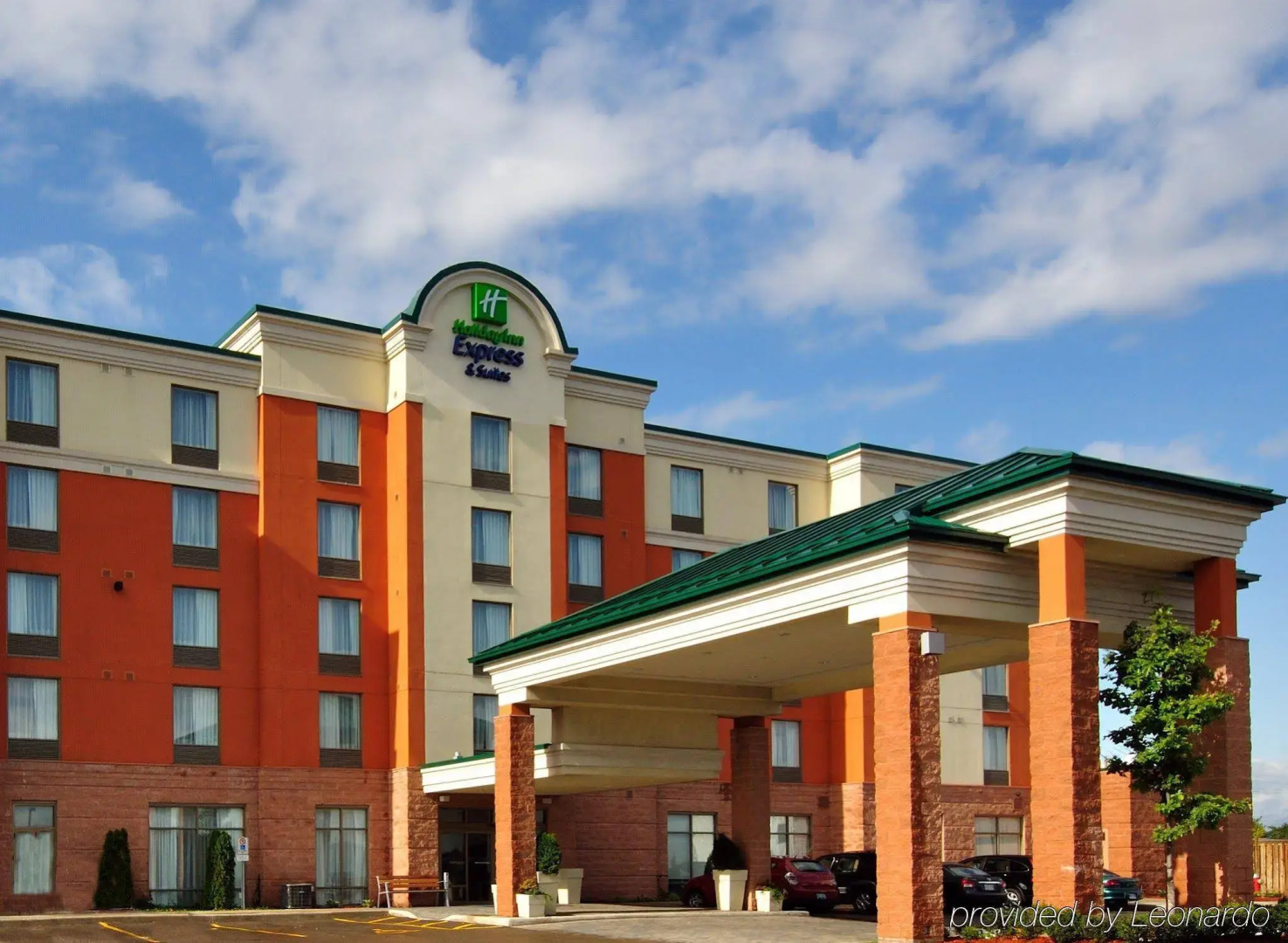Holiday Inn Express & Suites Brampton by IHG